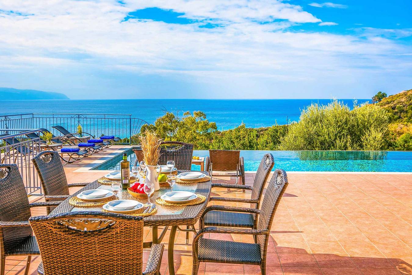 Villa für 6 Personen mit Terrasse in Skala, Kefalonia