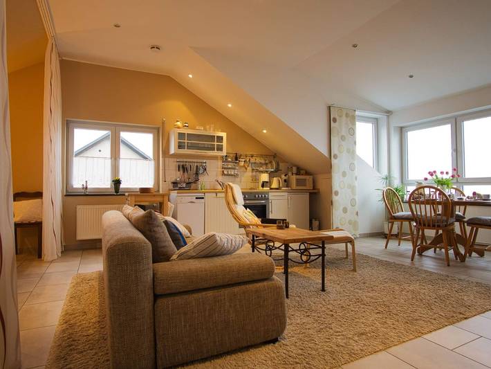 Ferienwohnung für 3 Personen, mit Terrasse und Garten, kinderfreundlich in Bullay - 4