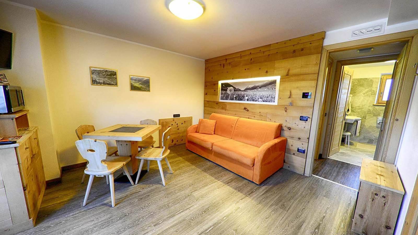 Ganze Wohnung, Wohnung Li Reza - Baita Cusini mit Bergblick, Wellnessbereich und Wlan in Livigno, Veltlin