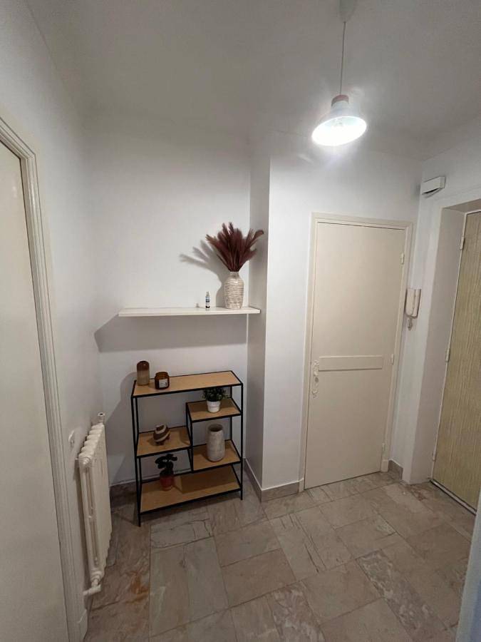 Entire apartment, Studio calme à deux pas de la mer avec jardin et parking privé in Beaulieu-sur-Mer, Mediterranean Coast (France)