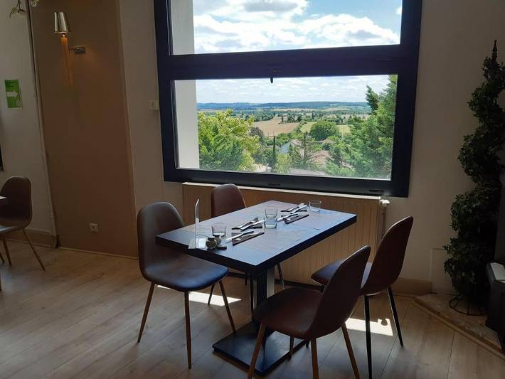 Hôtel pour 3 personnes, avec terrasse