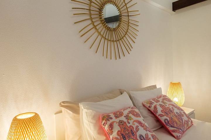 Appartement entier, Accès direct et privé à la plage. 30 km de Lisbonne in Praia da Califórnia, Sesimbra