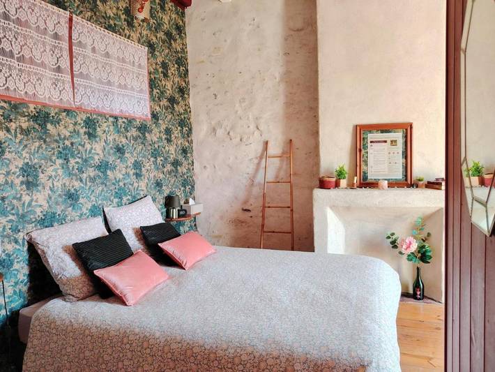 Chambre d’hôte pour 2 personnes, avec Balcon et Terrasse ainsi que Jardin et Vue
