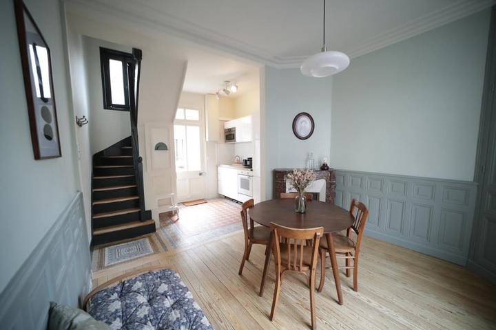 Location de vacances pour 5 personnes, avec vue et balcon dans Plage du Treport