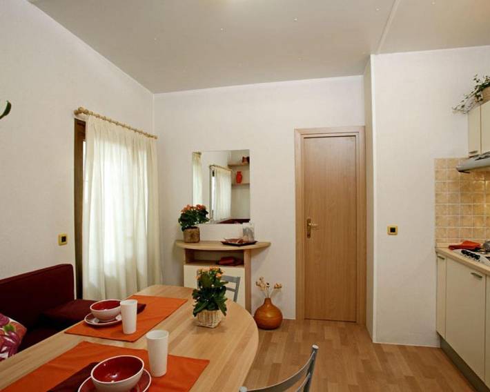 Camping für 5 Personen, mit Garten und Terrasse, mit Haustier in Ligurien