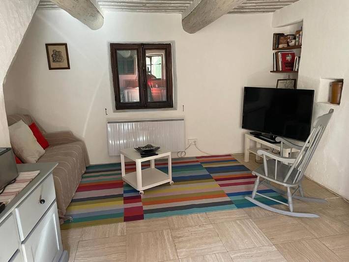 Location de vacances pour 2 personnes, avec balcon et vue à Cabrières-d'Avignon - 2