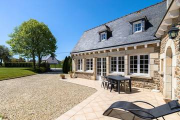 Gîte pour 3 personnes, avec terrasse et jardin à Pluduno