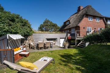 Ferienhaus für 6 Personen, mit Sauna und Balkon sowie Garten auf Sylt