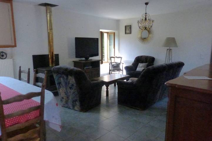 Gîte pour 9 personnes à Frayssinet-le-Gélat - 3