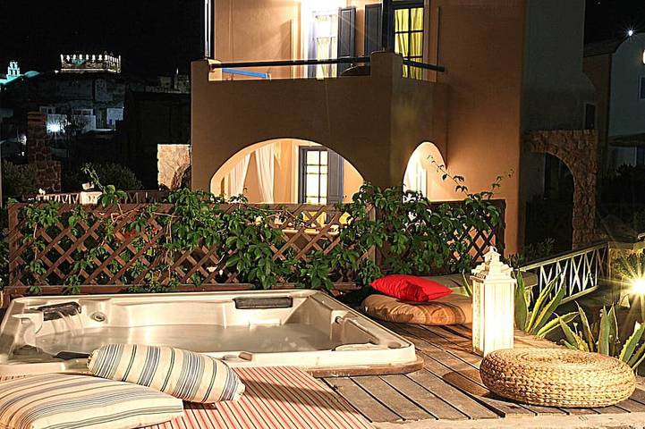 Villa für 7 Personen, mit Whirlpool und Garten sowie Balkon - 1