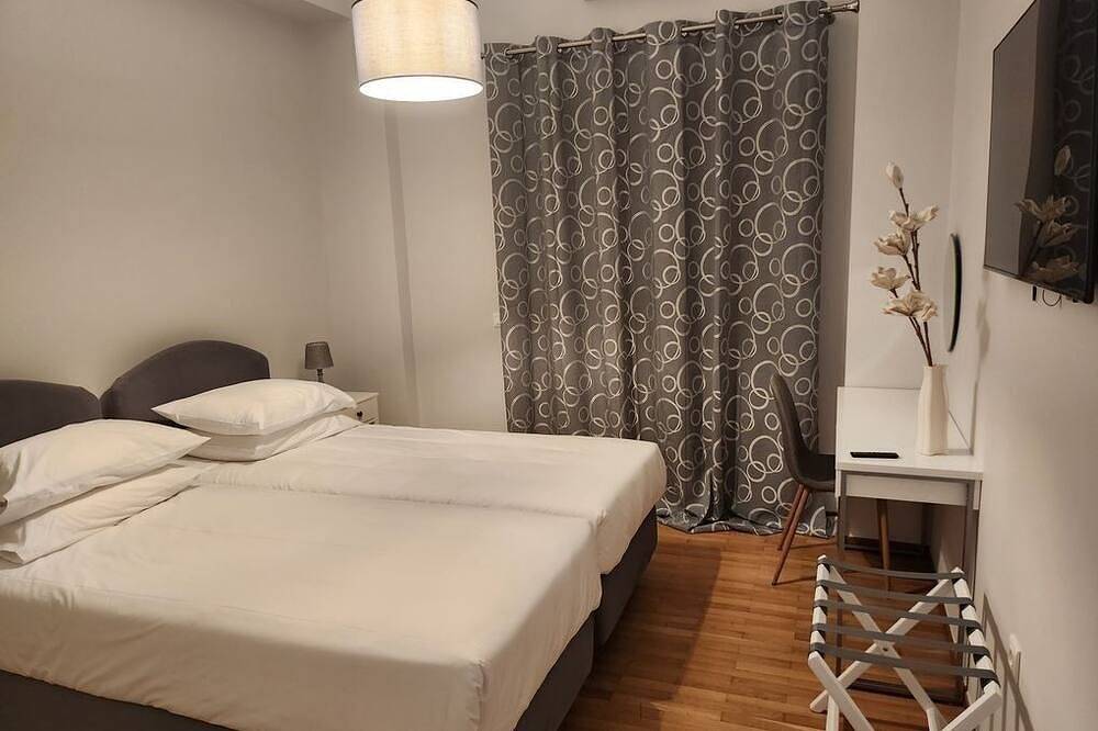 Geheel appartement, Big size appartment at the port of the old city of Nafplio with view to the sea. in Nauplion, Argolis