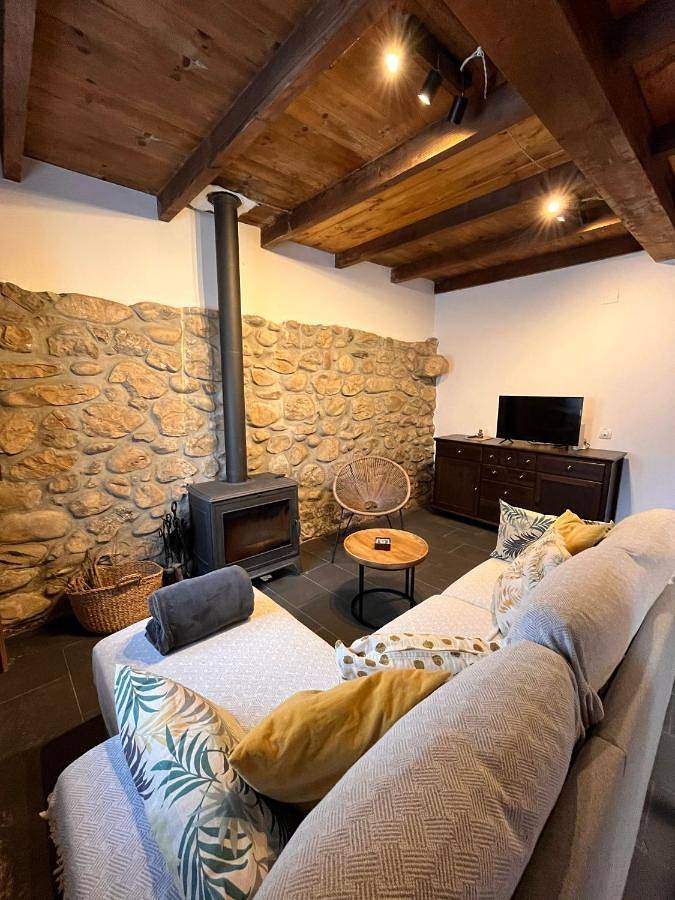 Casa rural para 6 personas, con vistas en Peñamellera Alta - 2