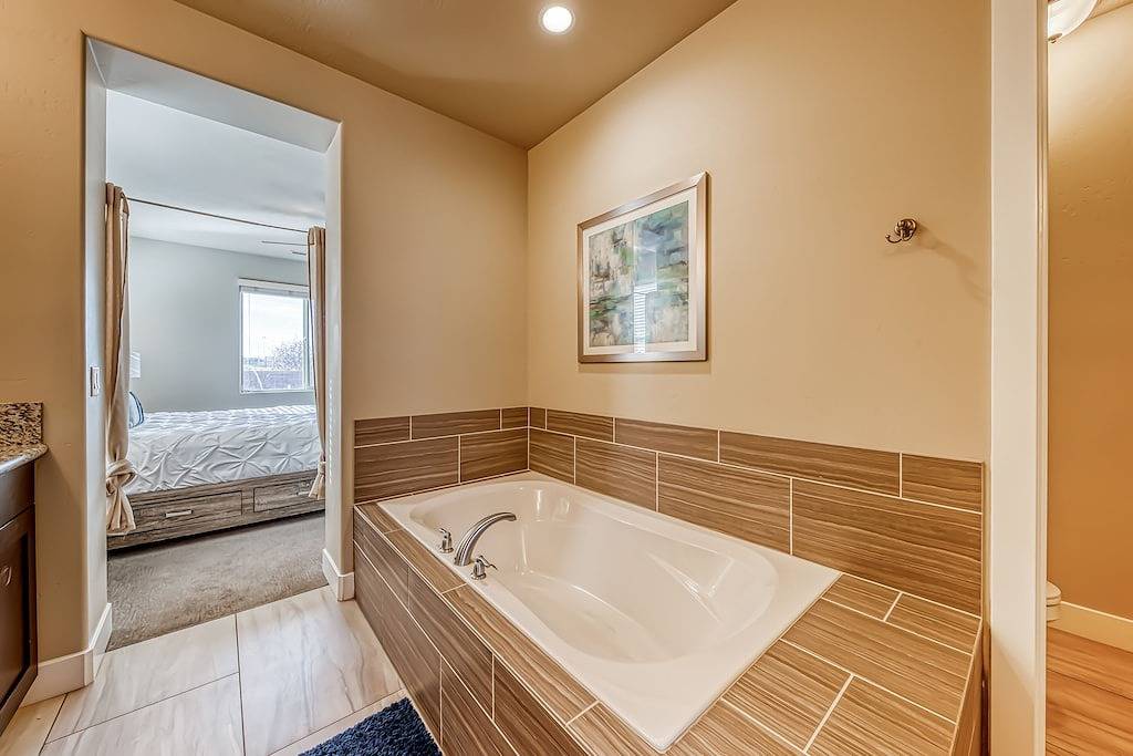 Blick auf die Berge Stadtdomizilam w / private Splash-Pad und einem gemeinsamen Pool, Whirlpool und Fitness-Studio! in Santa Clara (UT), Zion Nationalpark