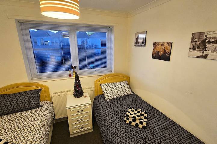 Apartamento entero, Peaceful Town Flat Near Iconic Landmarks  Share  Save in Gosport, Hampshire