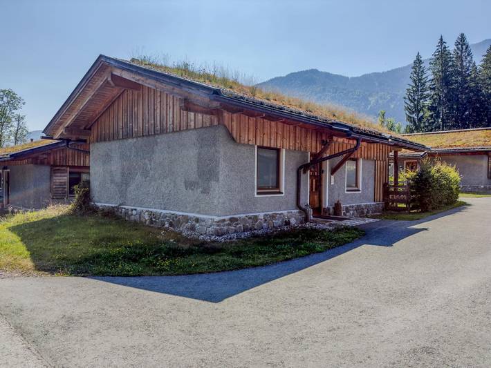 Chalet mit Infrarotsauna für bewussten Urlaub in Hermagor, Hermagor-Pressegger See