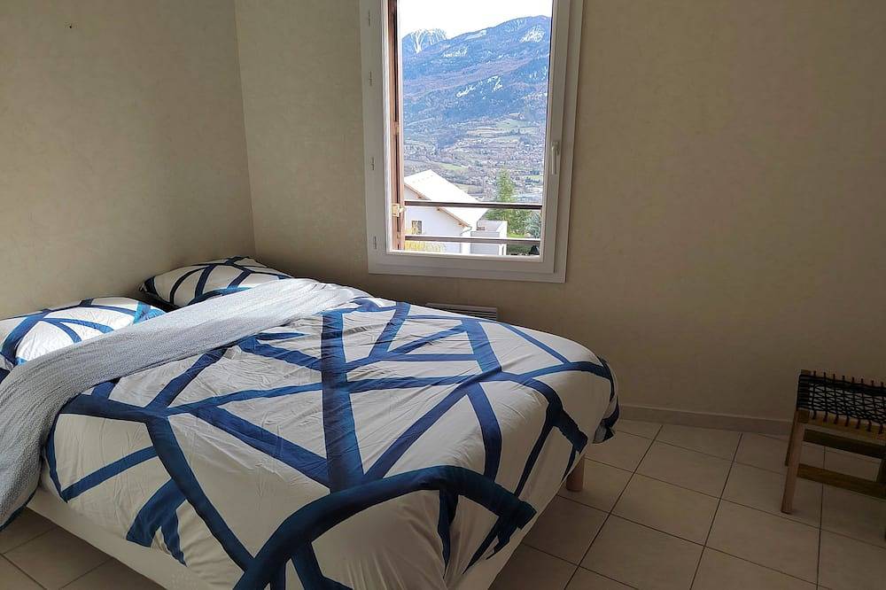 Apartamento entero, Résidence Calme à Proximité Immédiate D'un Sentier de Randonnée in Embrun (Altos Alpes), Parque Nacional de los Ecrins