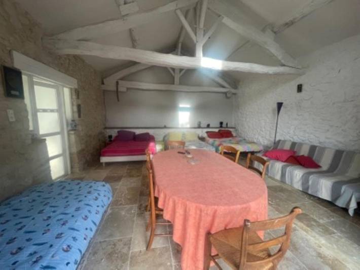 Gîte pour 8 personnes, avec terrasse et jardin à Saint-Amans-de-Pellagal
