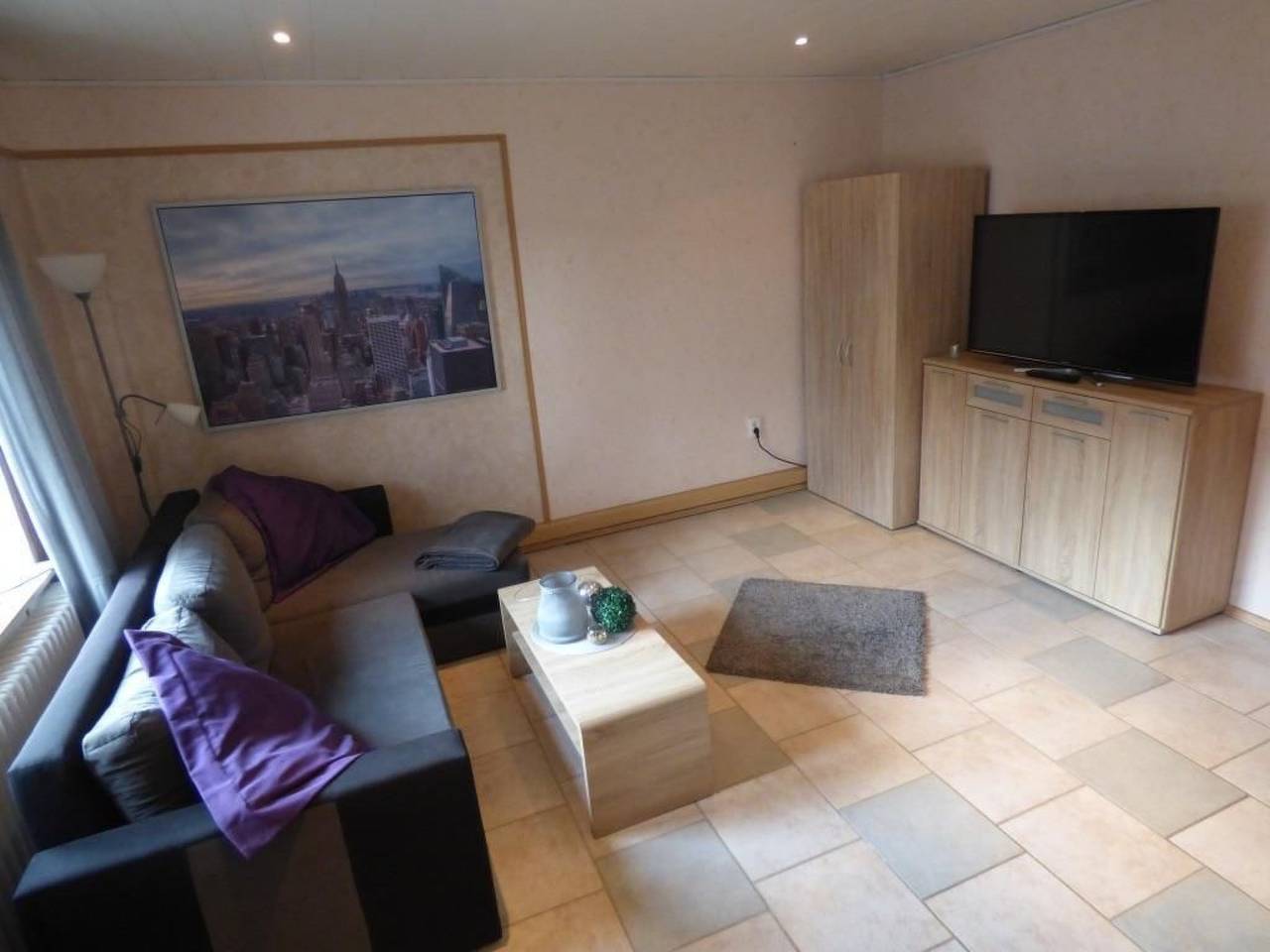 Ganze Wohnung, Große Ferienwohnung Genius mit Garten in Voslapp, Wilhelmshaven