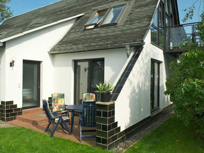Hütte für 7 Personen, mit Terrasse und Garten, kinderfreundlich auf Rügen - 4