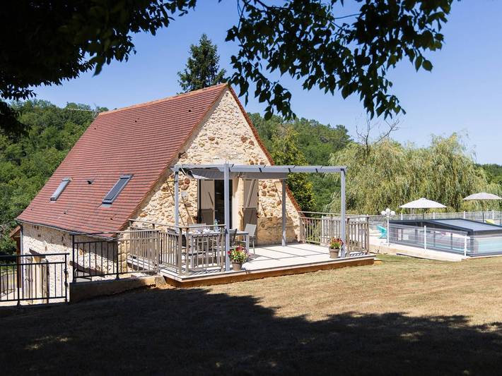 Location de vacances pour 4 personnes, avec piscine et jardin à Gourdon - 2