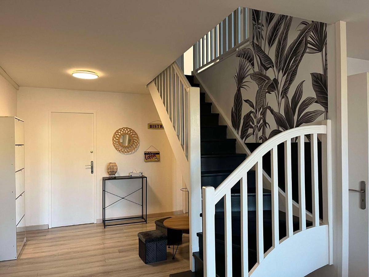Appartement entier, Duplex urbain spacieux à Compiègne in Compiègne, Oise