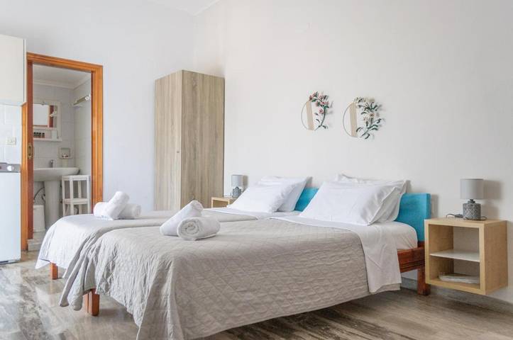 Ferienwohnung für 2 Personen, mit Balkon und Ausblick - 1