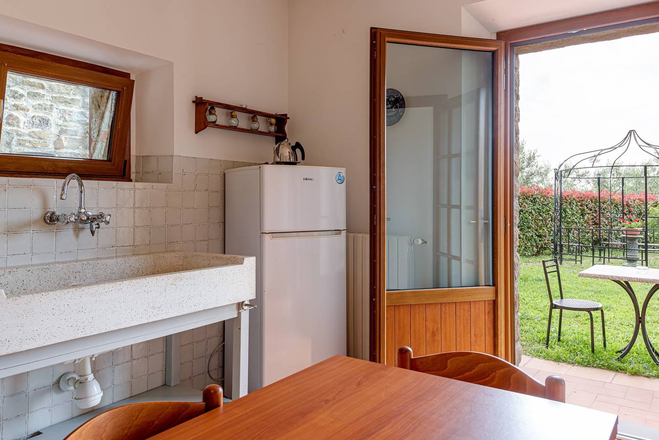 Appartement 'Il Cerro Basic Per Due' met gedeeld zwembad en gedeelde tuin, foto 12