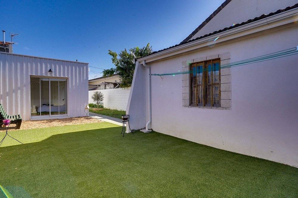 Lovely house Bordeaux Cenon with garden in Cenon, Bordeaux region