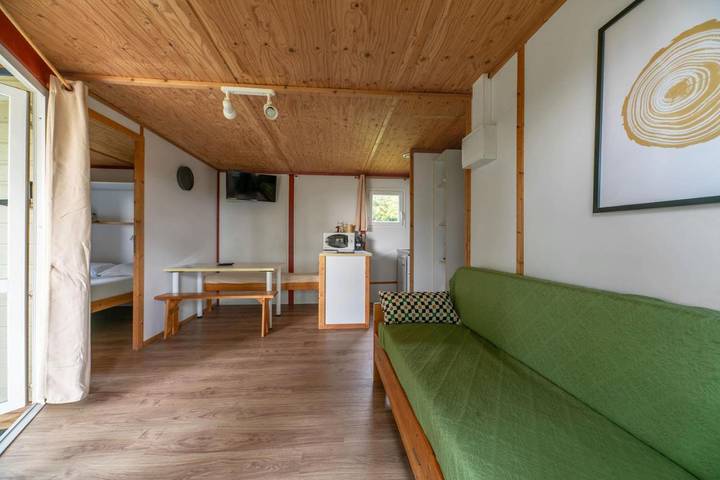 Location de vacances pour 4 personnes, avec piscine ainsi que jardin et vue à Gannat - 4