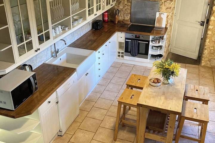 Gîte pour 6 personnes, avec jardin et piscine à Cause-de-Clérans - 2