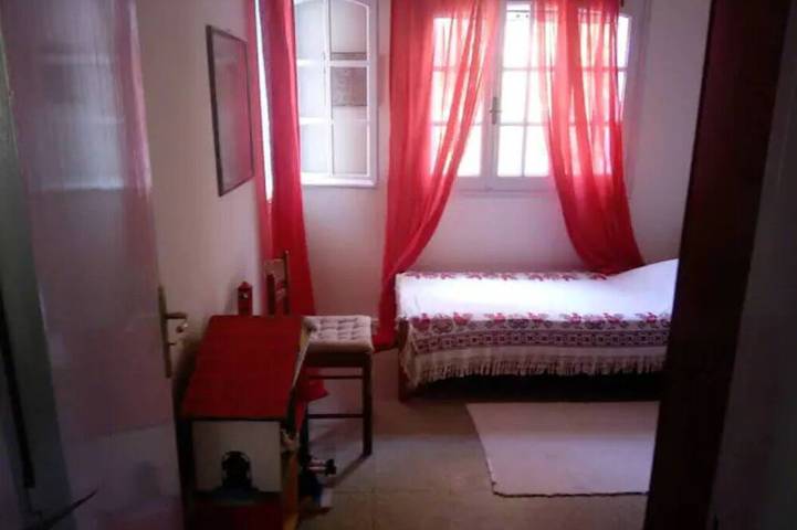 Location de vacances pour 8 personnes, avec balcon et jardin dans Panormos - 2