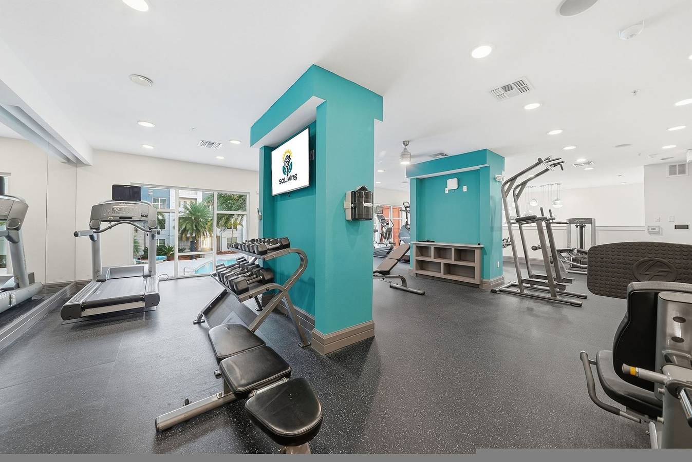 Apartamento entero, Modern 2Br w/ Pool + Pet-Friendly | Unit #24 in South Tampa, Tampa