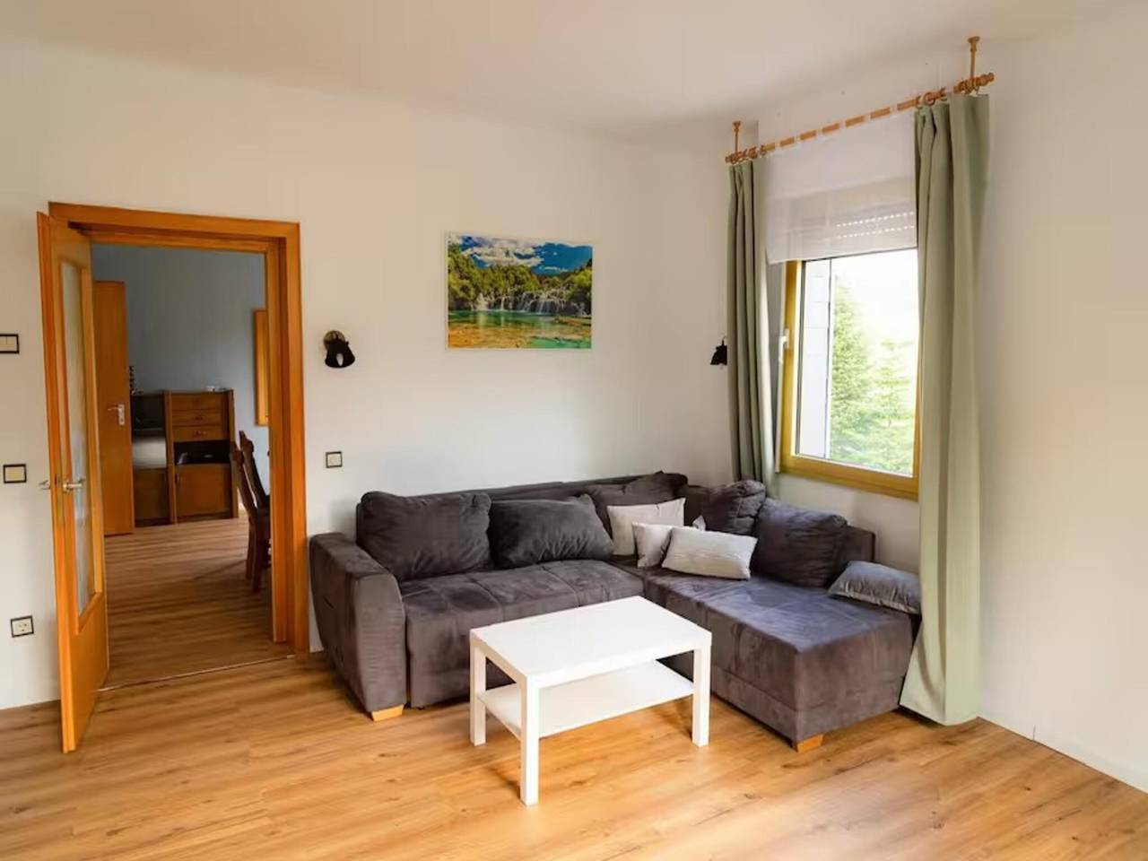 Ganze Ferienwohnung, Ferienwohnung in Waldnähe in Burscheid, Rheinisch-Bergischer Kreis