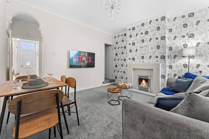 Holiday rental for 6 people, with garden, with pets in Stoke-on-Trent