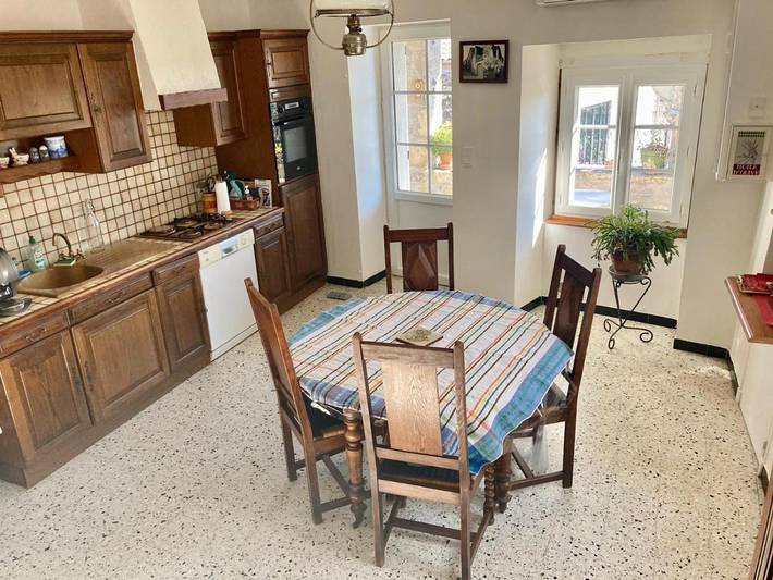 Location de vacances pour 4 personnes, avec Balcon ainsi que Terrasse et Vue à Lavilledieu