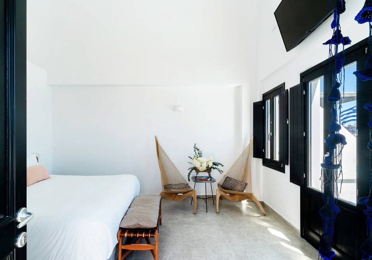 Amazing Santorini Villa | Blue Horizon Villa | 1 Bedroom | Outdoor Plunge Pool & Caldera View | Oia in Oia, Santorin