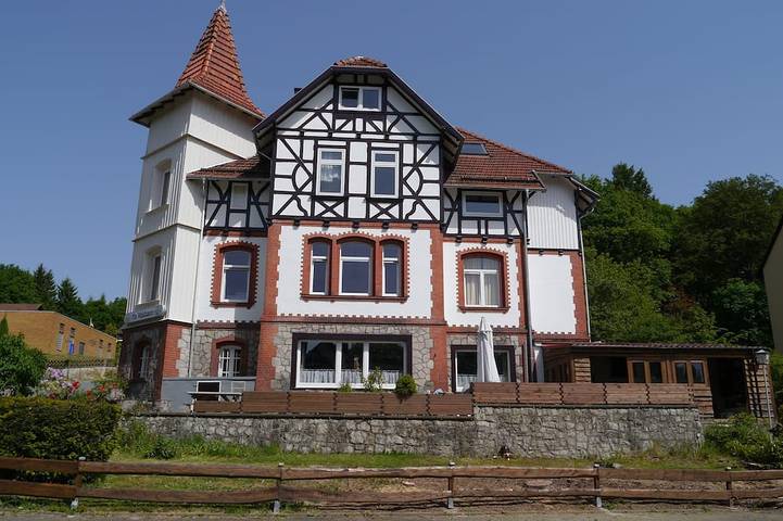 Villa für 24 Personen, mit Garten und Balkon, mit Haustier in Niedersachsen