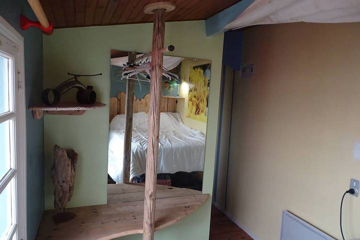 Location de vacances pour 2 personnes, avec jardin à Le Château-d'Oléron