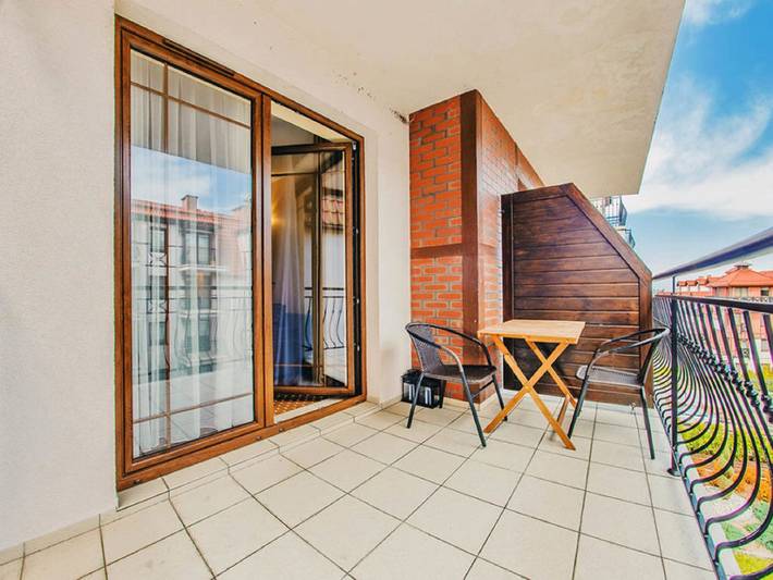 Apartament wakacyjny dla 4 osób, z ogród i balkon w Zalew Wiślany