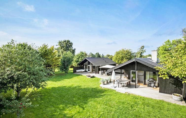 Ferienhaus für 8 Personen, mit Garten und Terrasse in Tisvilde - 2