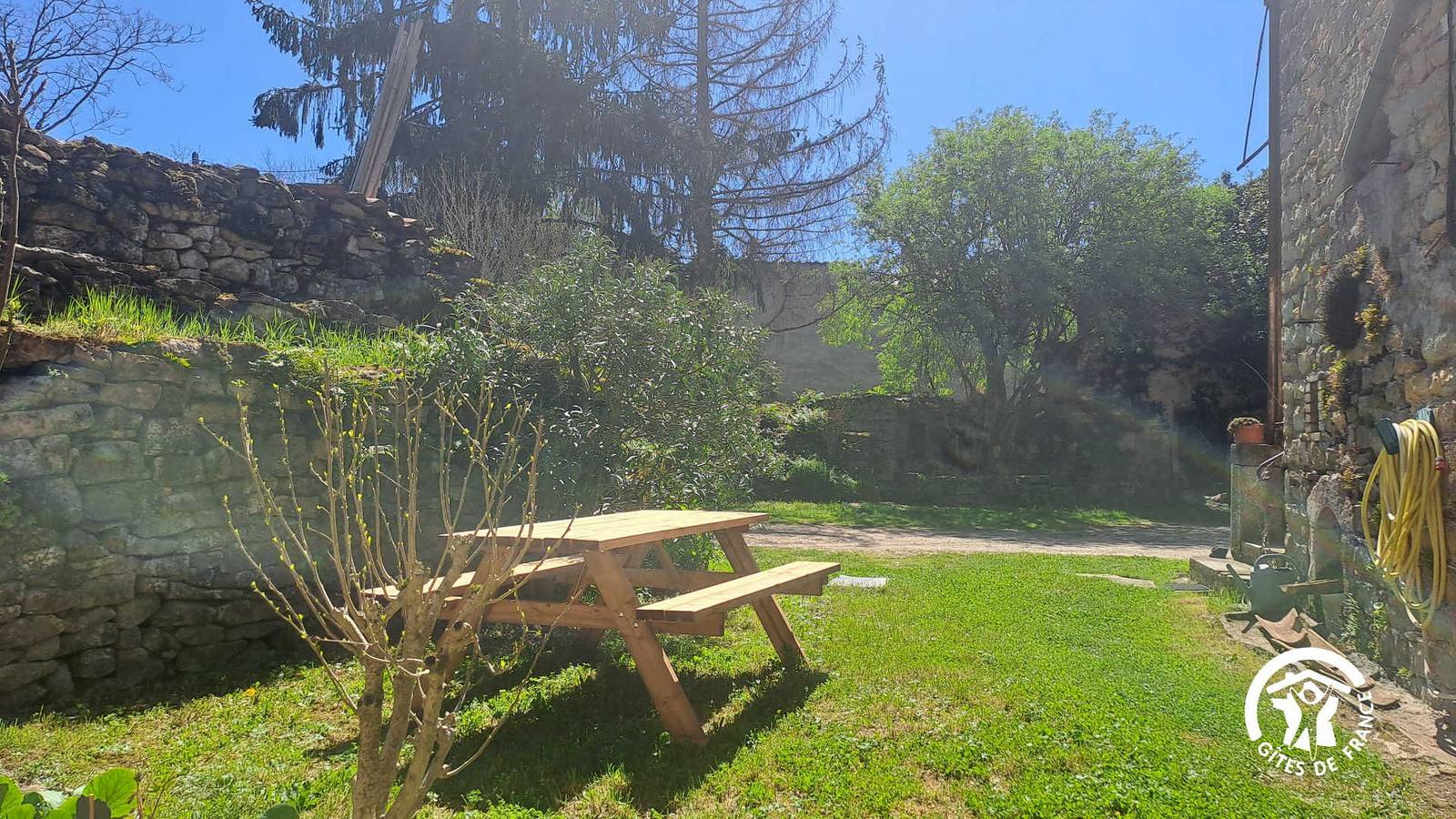 La Rousselloise in Penne (Frankreich), Albi und Umgebung