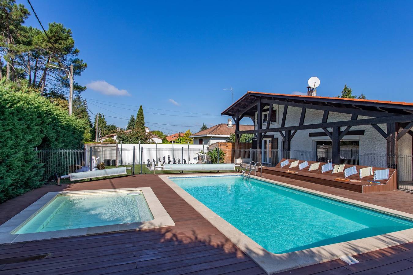 La Maison du Bonheur Arès in Arès, Région d'Arcachon