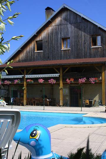 Chambre d’hôte pour 6 personnes, avec jardin et piscine, animaux acceptés dans le Doubs