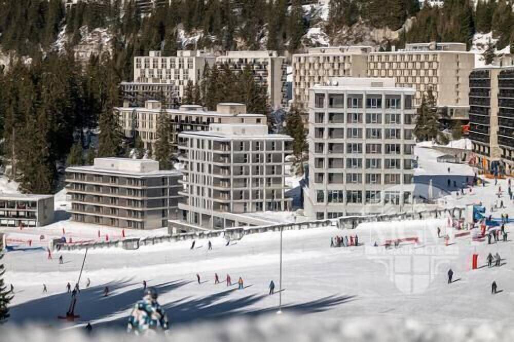 Apartamento entero, Wifi, ski-in/ski-out & foot of the slopes, view ski slopes, fitness, swimming pool, sauna, hammam in Flaine, Arâches-la-Frasse