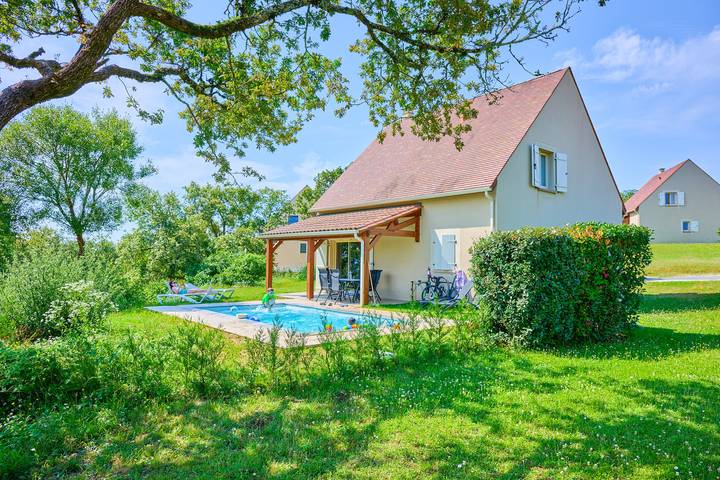 Location de vacances pour 6 personnes, avec piscine à Lanzac - 2