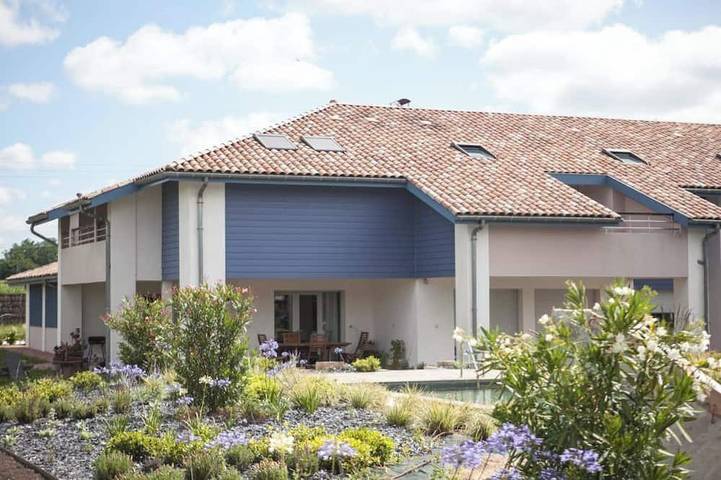 Ganze Wohnung, 🚲 Entre Plages & Espagne : Ferme de Charme, Pistes cyclables & Baignade Bio in Orx, Côte d’Argent