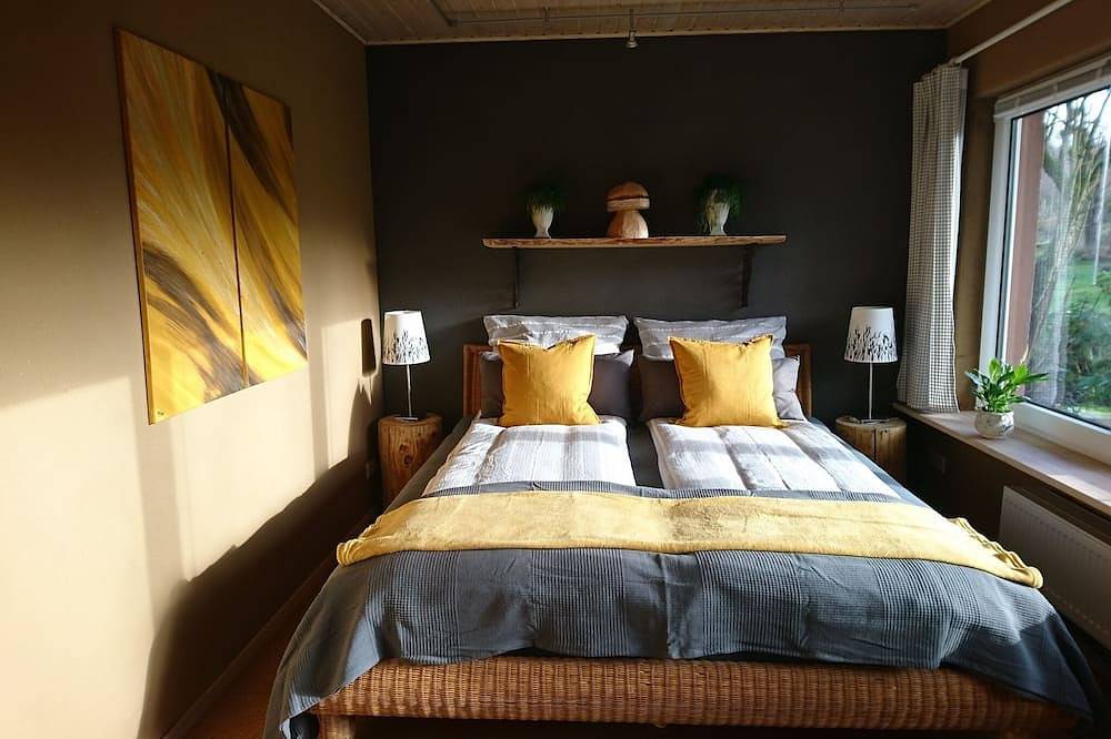 Ferienhausanlage Hilkenberg Haus 2, mitten in der Natur- romantisch und ruhig in Bodenfelde, Weserbergland