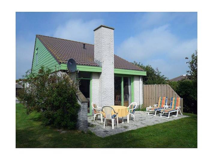 Ferienhaus für 5 Personen, mit Terrasse und Garten in Julianadorp