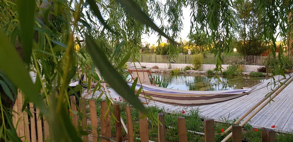 Gîte pour 4 personnes, avec piscine ainsi que terrasse et jardin, animaux acceptés dans le Vaucluse - 3