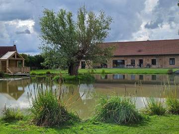 Chambre d’hôte pour 2 personnes, avec jardin ainsi que vue et vue sur le lac à Fromelles